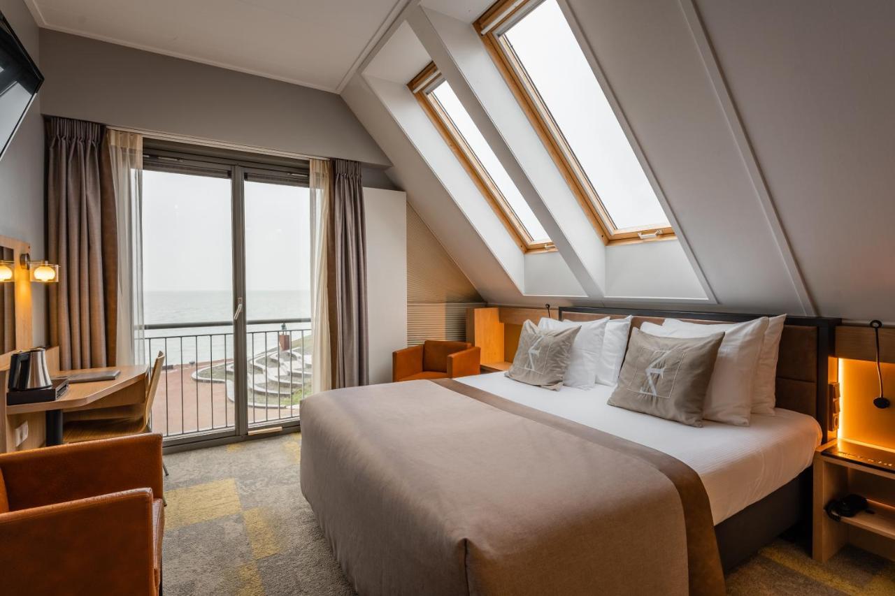 Hotel Zeezicht フリーラント エクステリア 写真