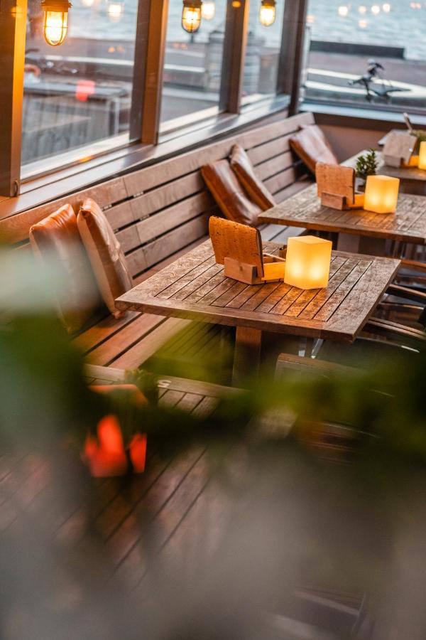 Hotel Zeezicht フリーラント エクステリア 写真